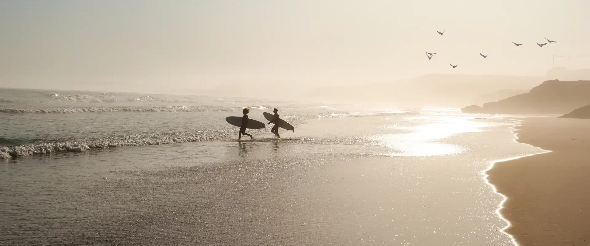 scuola-surf-praia-do-lagido-surfnesslodge-baleal-peniche-portugal