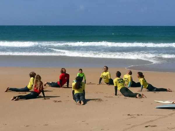 yoga_surfnesslodge_peniche_portugal